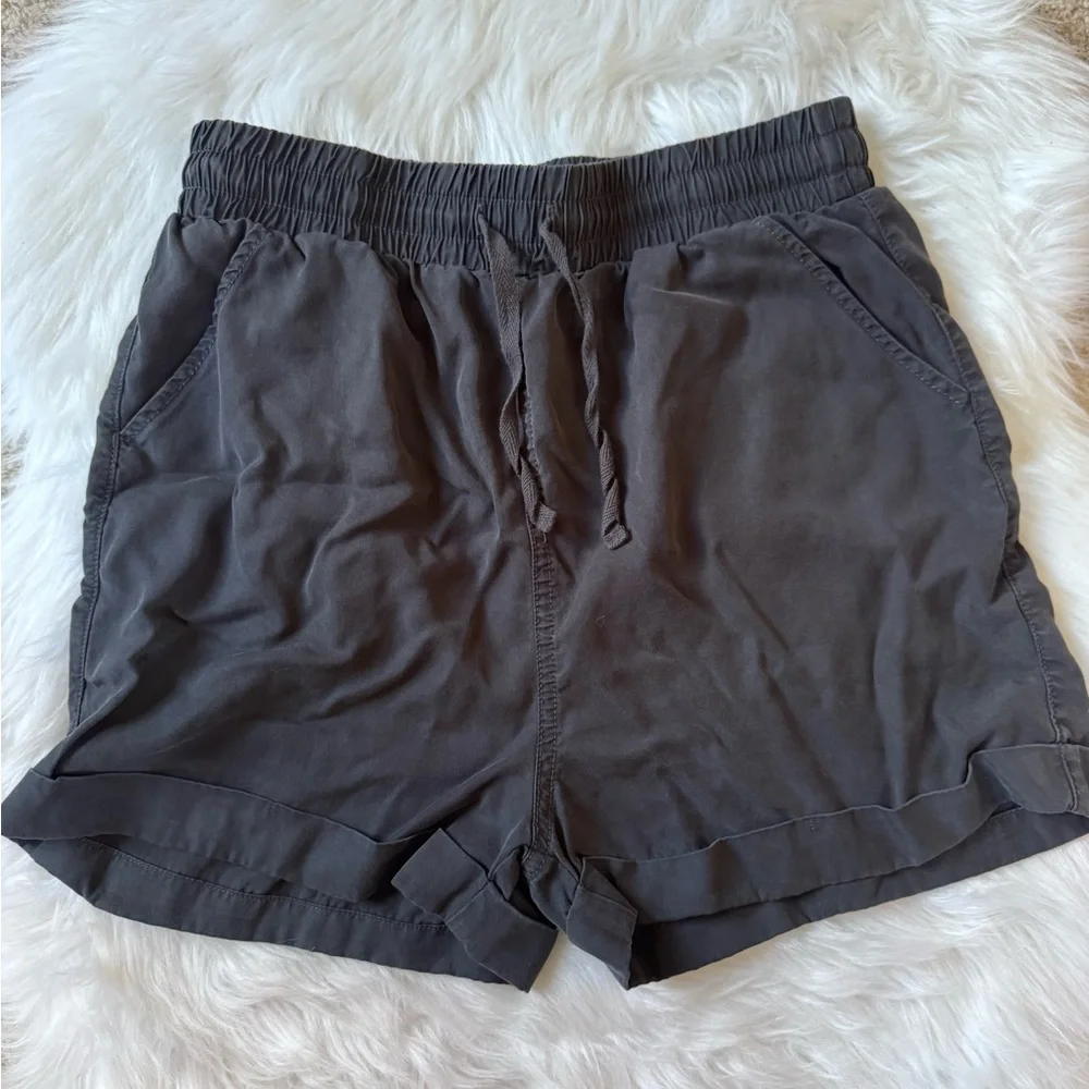 Universal Thread (2 PAIRS!) Size XS Women's Elastic-Waist utility Shorts - Picture 5 of 14